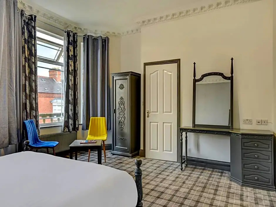 Empire Hotel - Chambres