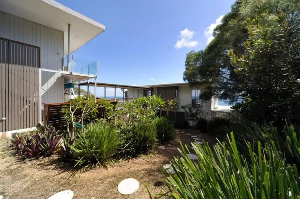 Oceanside 4 Bedrooms