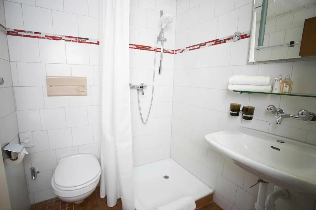 Economy Double room (full double bed)