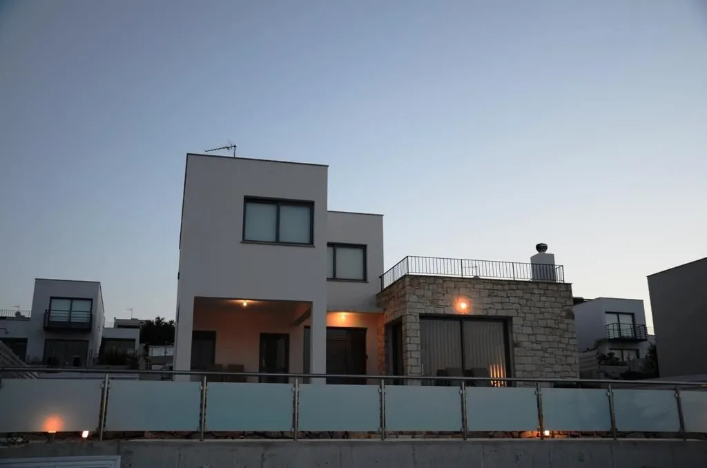 3 Br Villa Imogine - Chg 8879