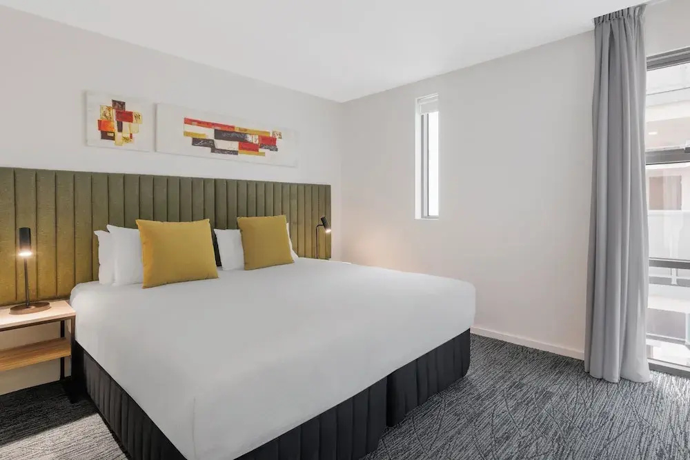 1 Bedroom Apartment with balcony