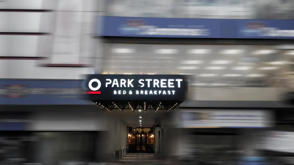 10 Park Street Hotel & Banquets