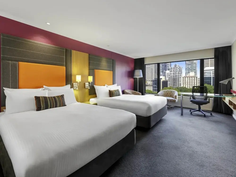 Superior Quadruple room with park view