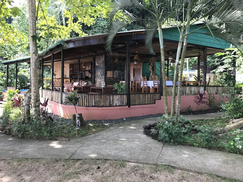 Makaira Lodge