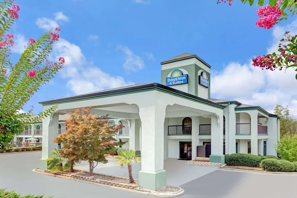 Days Inn & Suites By Wyndham Stockbridge South Atlanta