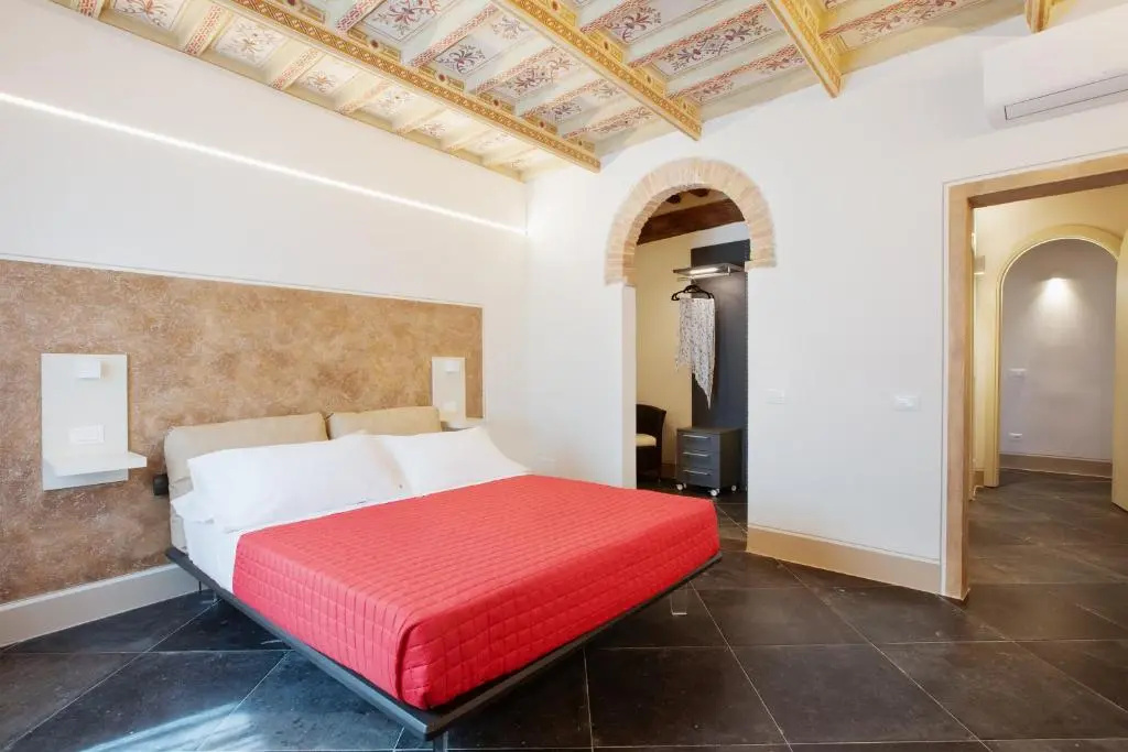 Superior Double room (full double bed)