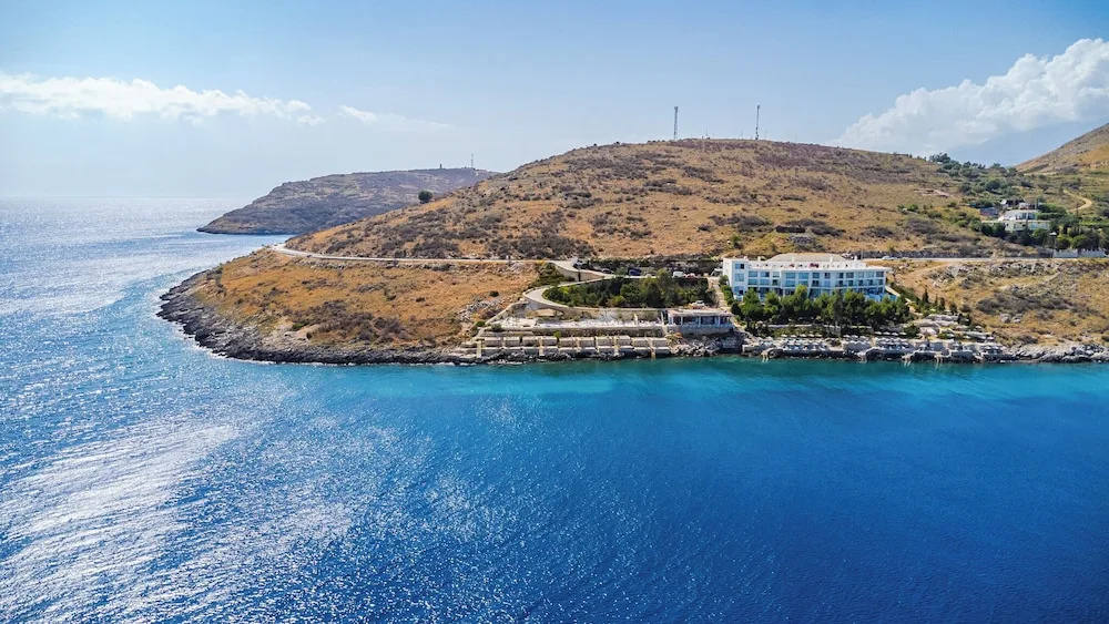 Beach & Waterfront