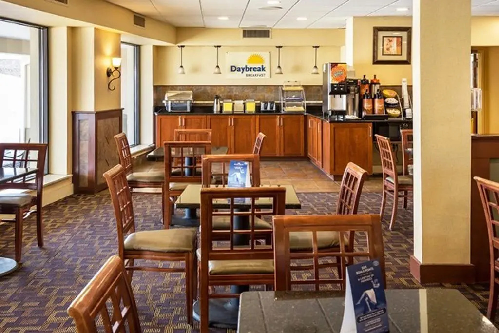Food & Beverage