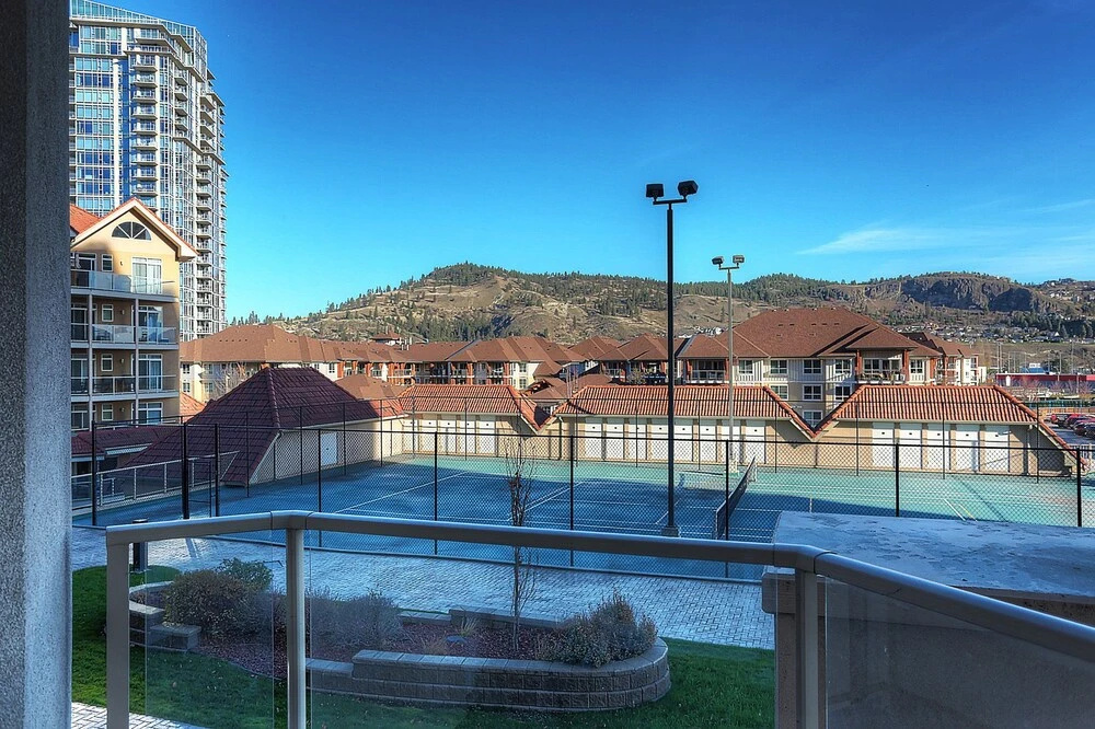 Sunset Waterfront Resort by KelownaGo - Chambres