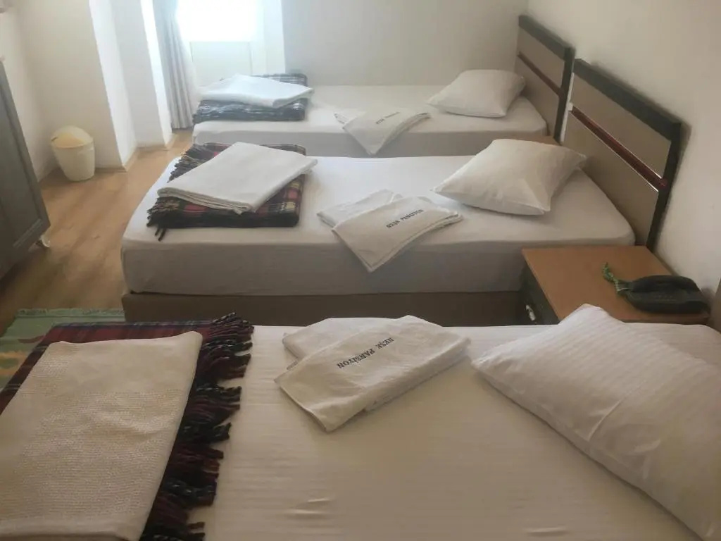 Nese Pension - Chambres