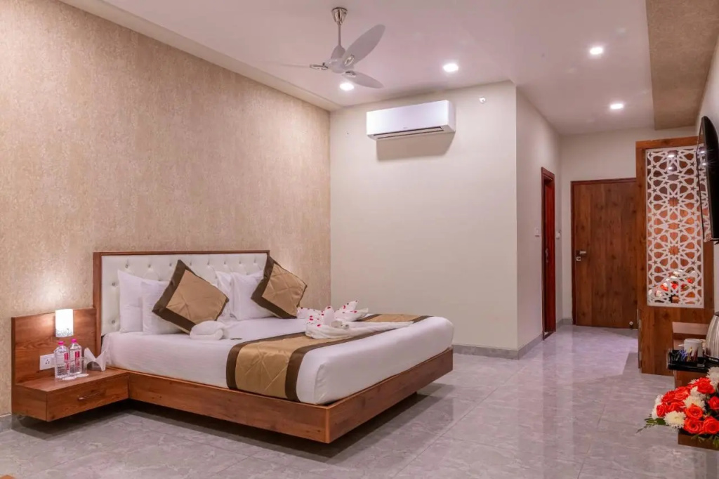 Savitri Resorts - Général