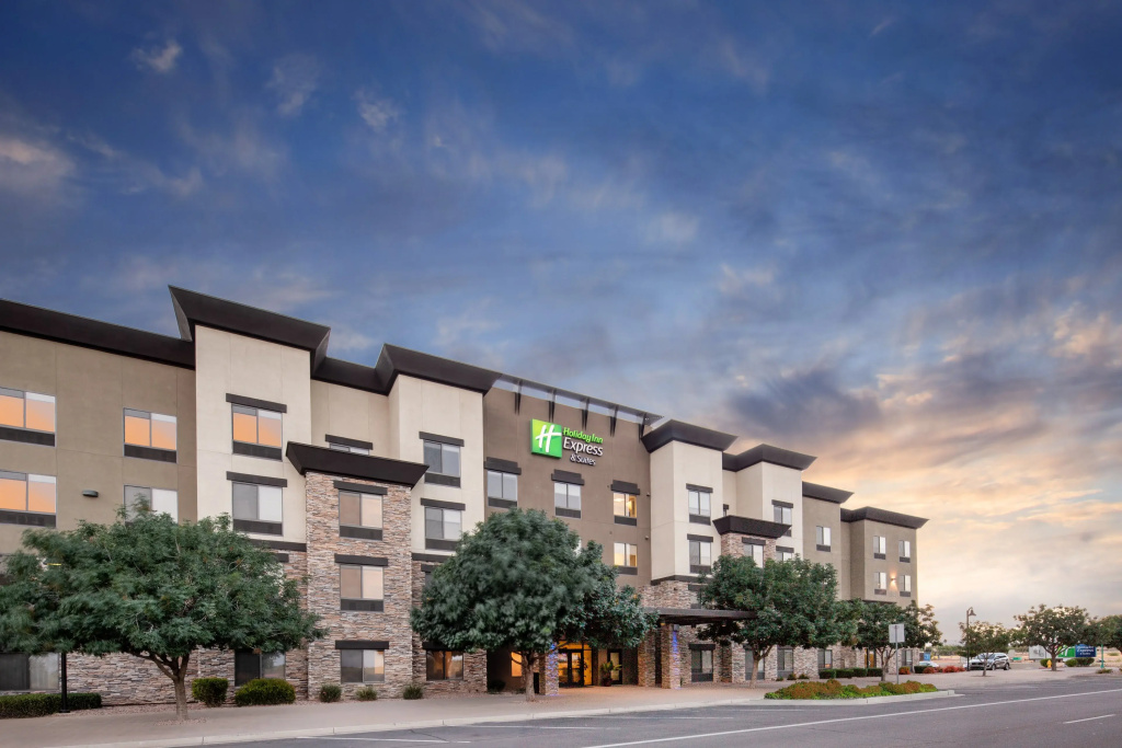Holiday Inn Express Surprise by IHG