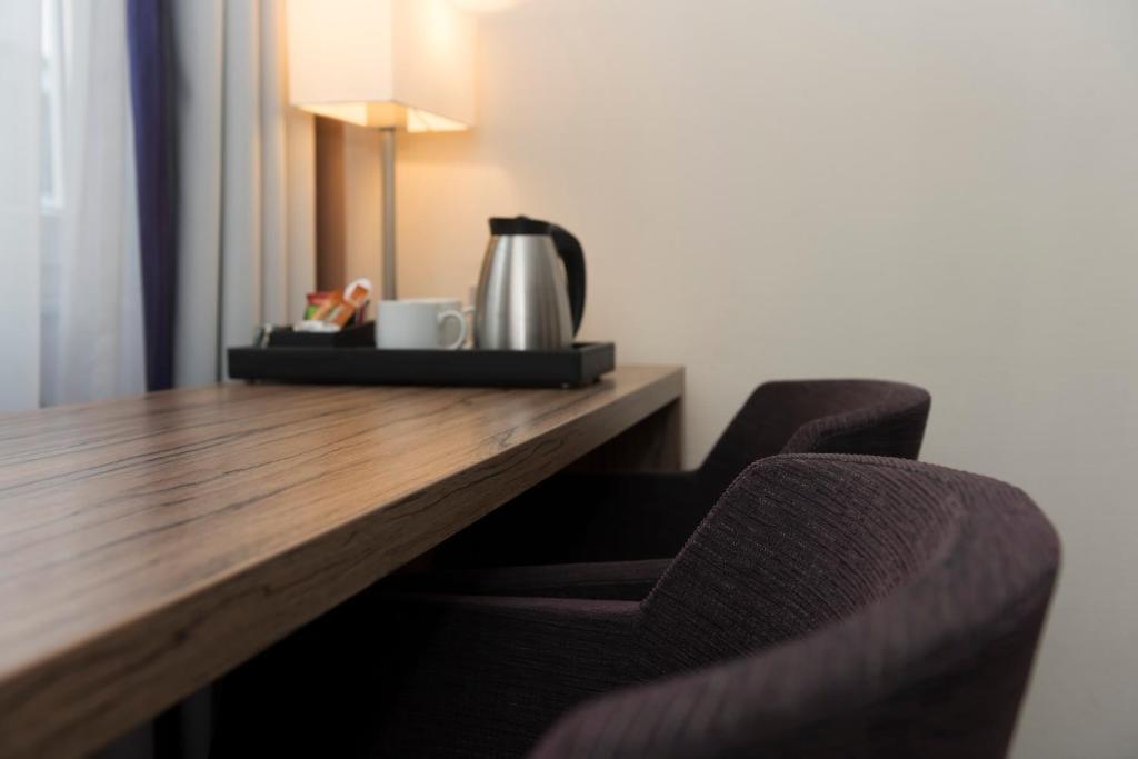 Двухместный номер Standard двуспальная кровать в Wyndham Koeln