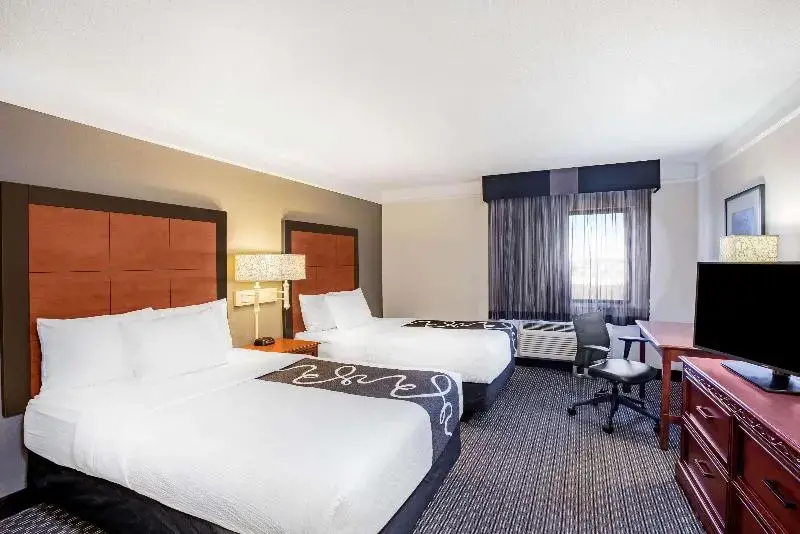 La Quinta Inn & Suites by Wyndham Houston Baytown East - Chambres