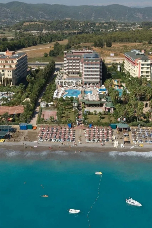 Beach & Waterfront