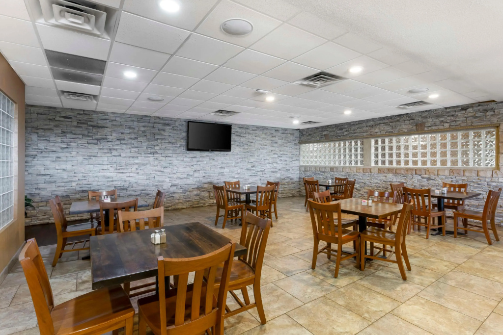 Best Western Plus Raton Hotel - фото 29