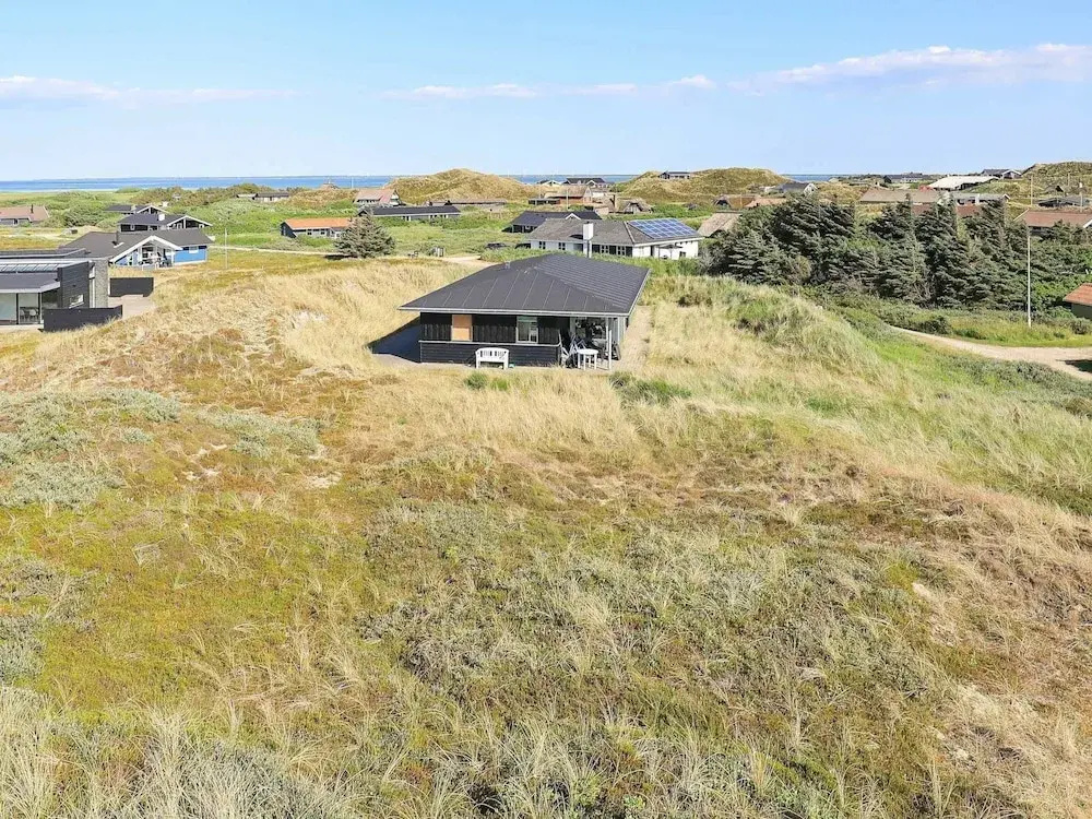 10 Person Holiday Home in Hvide Sande