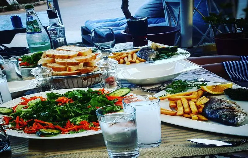 Food & Beverage