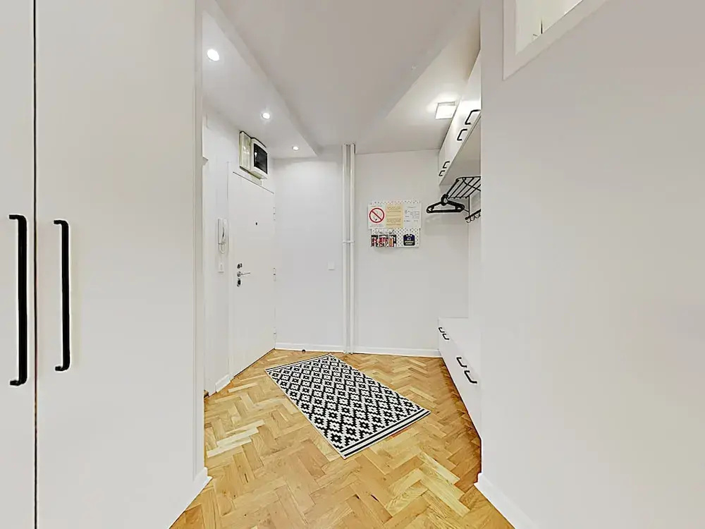 Basco Central Apartment Little Bay - фото 12