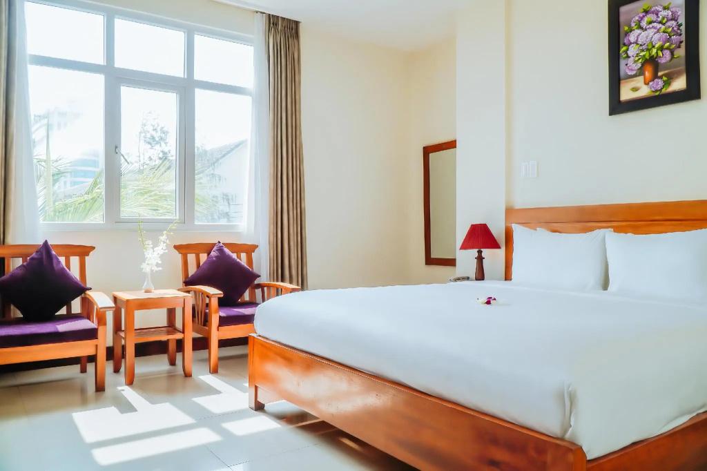 Superior Double room with view (full double bed)