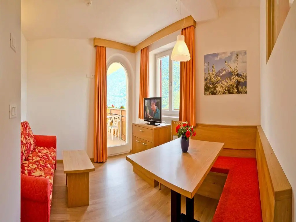 1 Bedroom Apartment with balcony