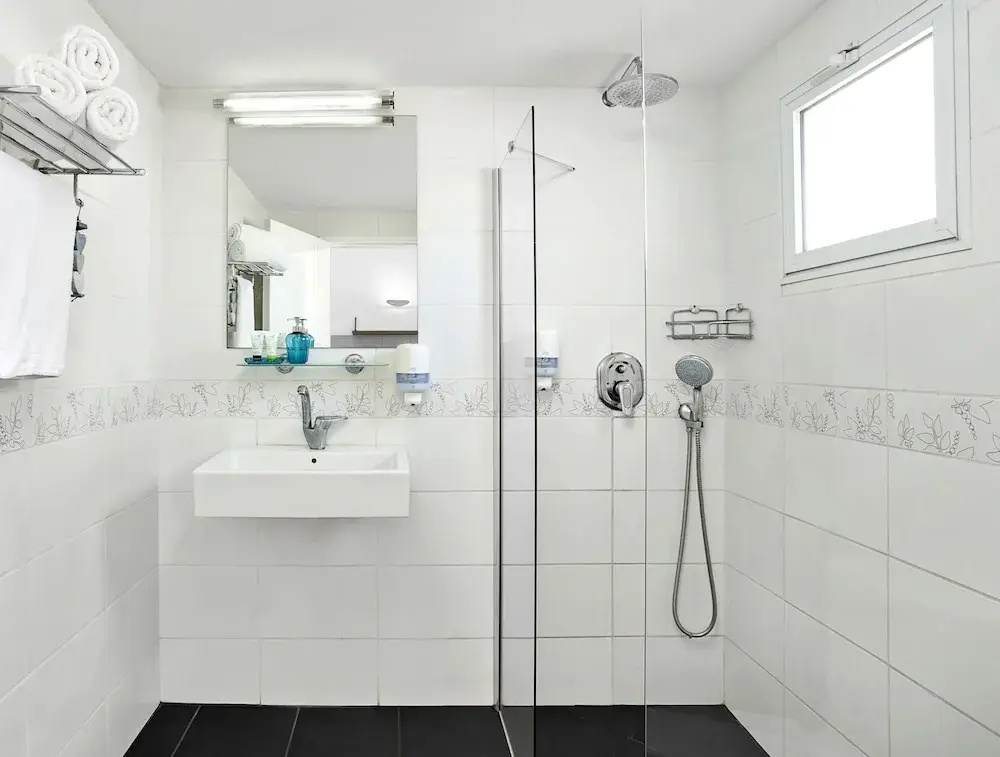 2 Bedrooms Family Apartment