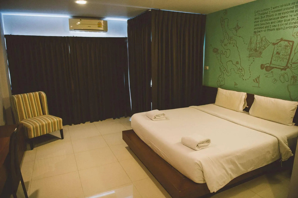 Отель The Loft 77 Hotel в Бангкоке