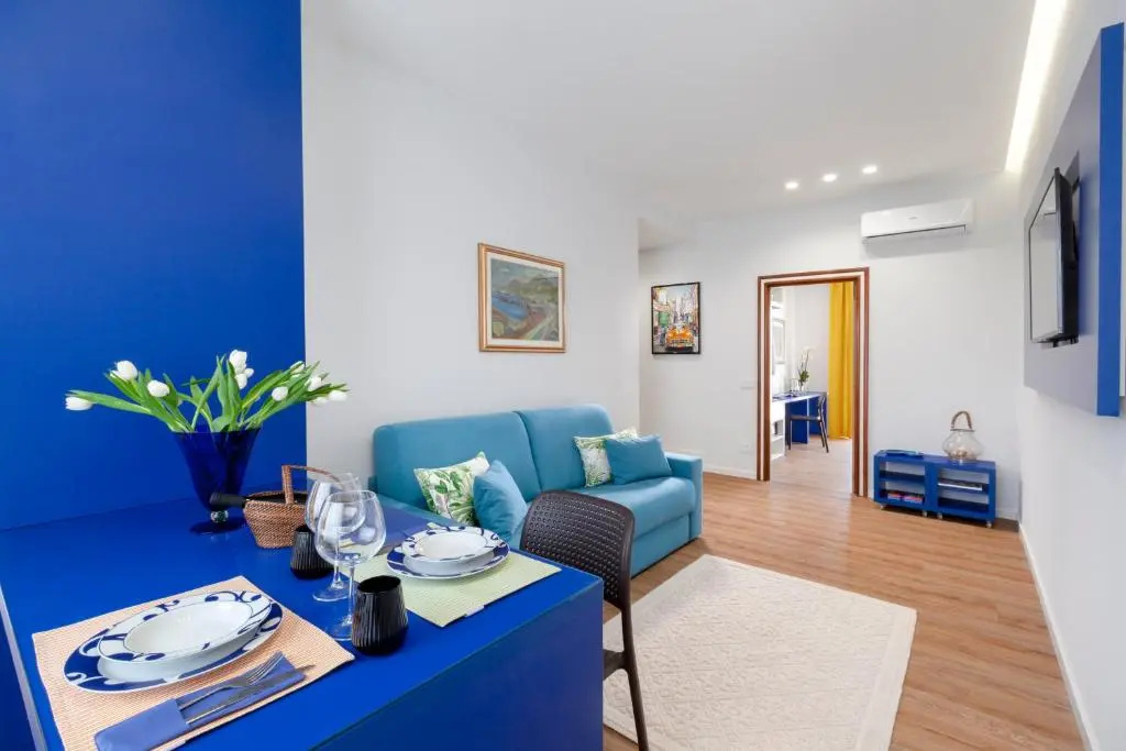 Shabby Chic Seaview Apartments