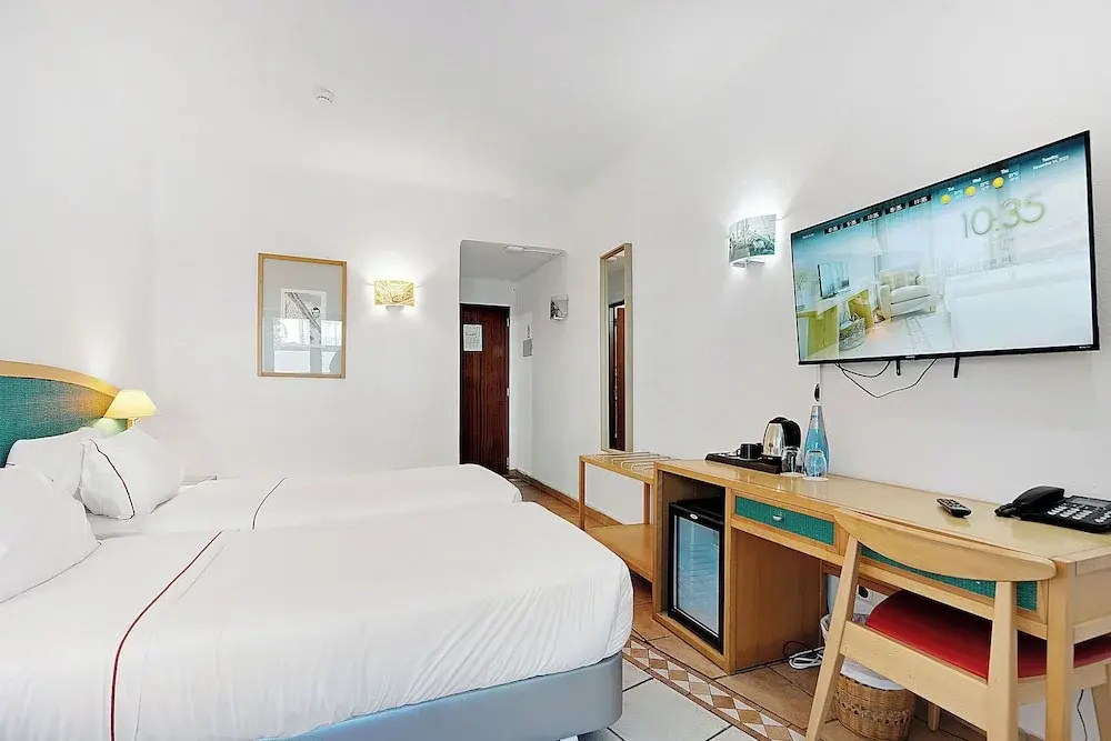 Hotel Carvoeiro Plaza - Chambres