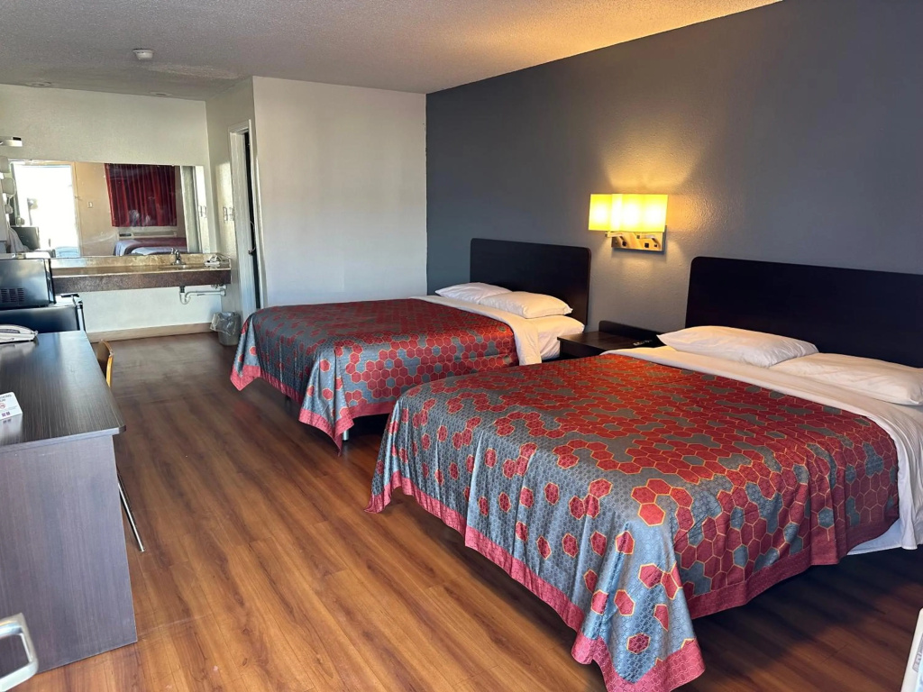 Motel 6 Sullivan, MO — 5