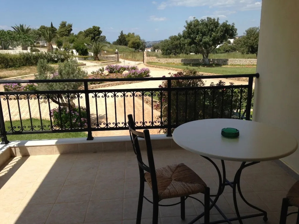Balcony & Terrace