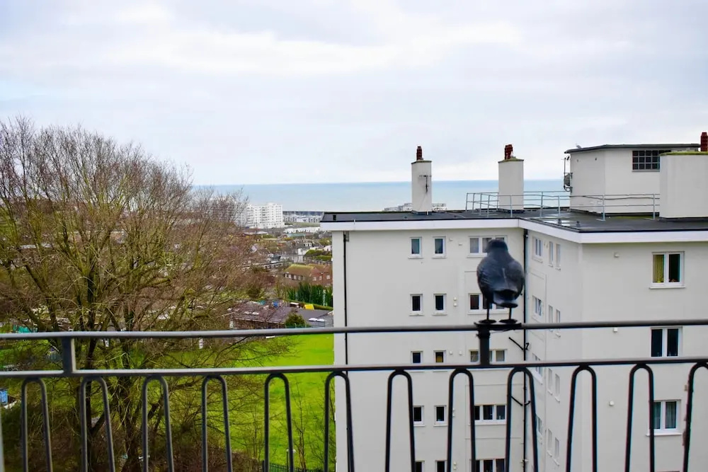 1 Bedroom Apartment With Balcony And Seaviews