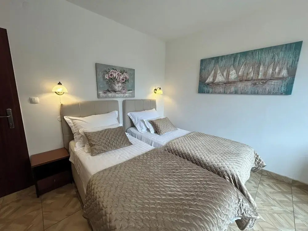 Hotel Vila Tina - Chambres