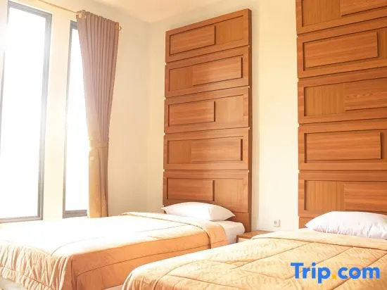 2 Bedrooms Bungalow with garden view