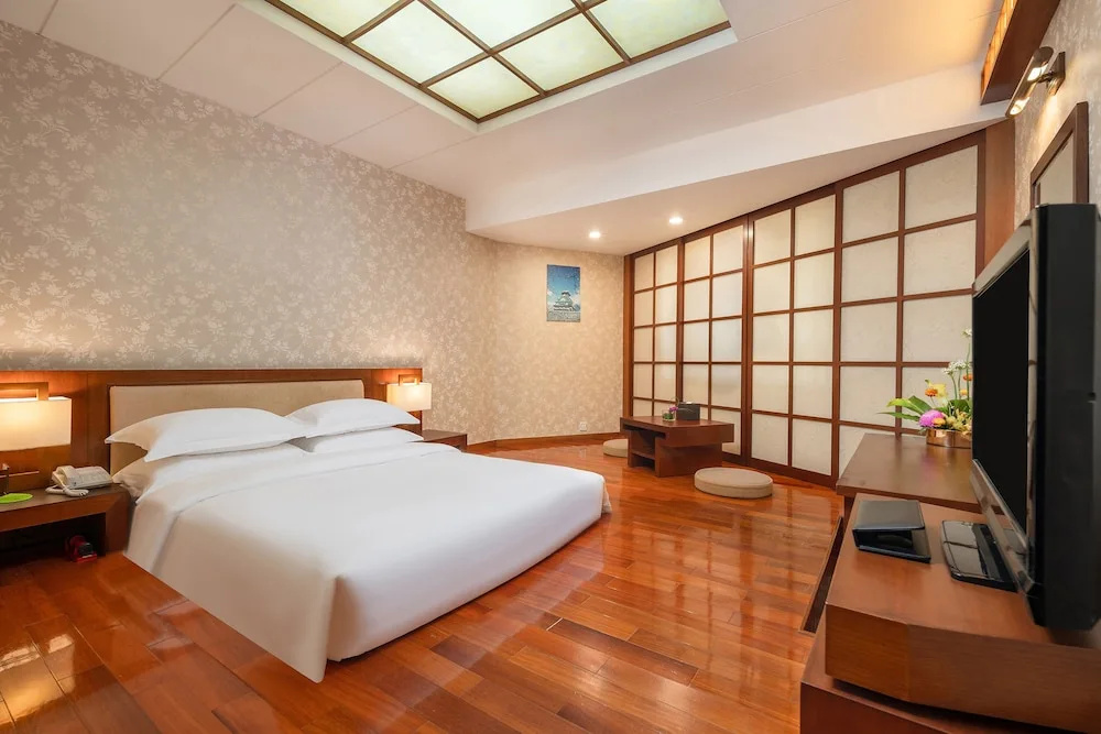 Century Plaza Hotel - Chambres