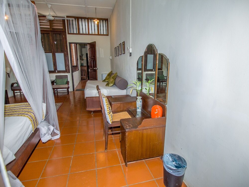 Noordin Street House