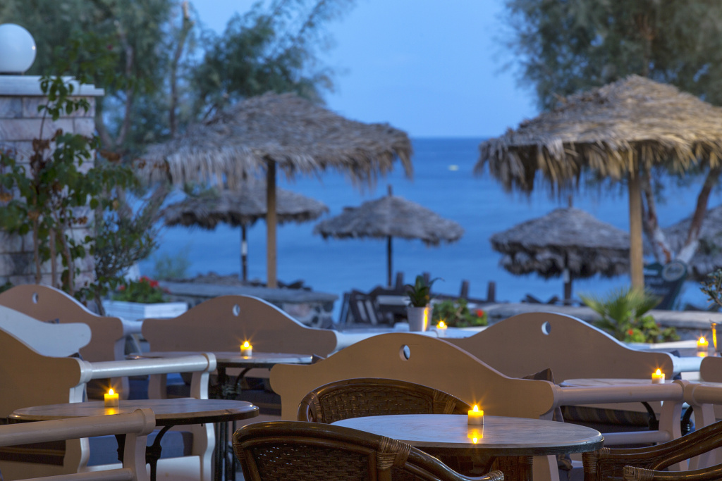 Beach & Waterfront