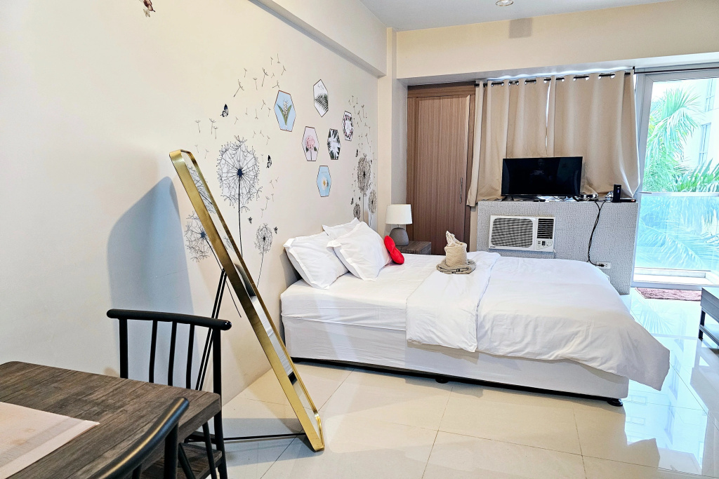 Double Studio (full double bed)