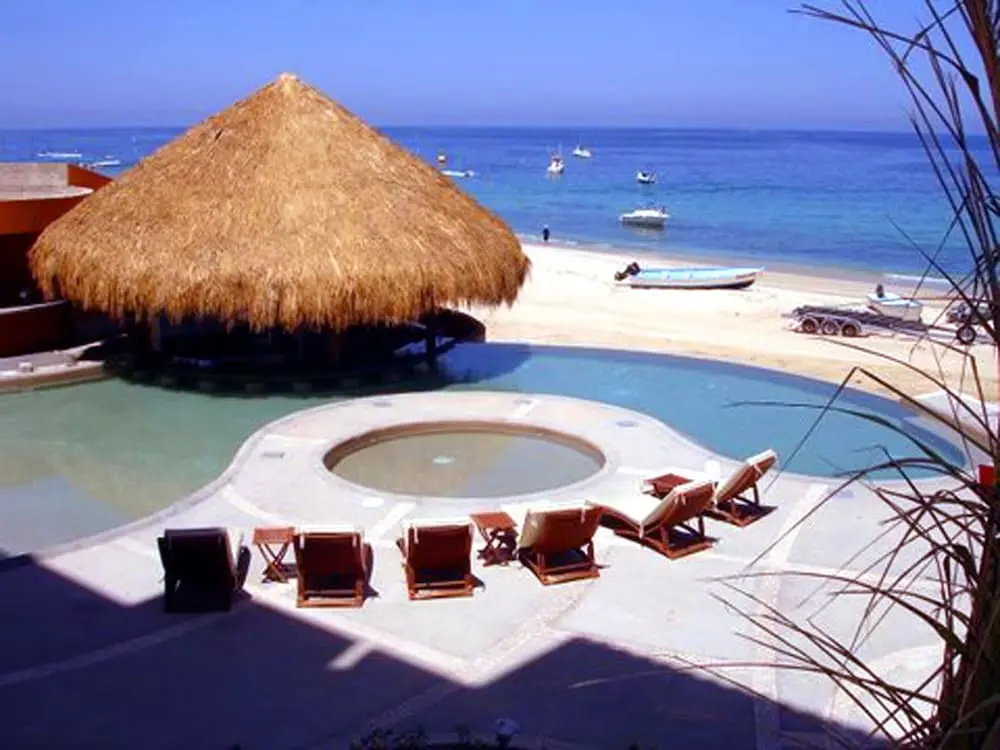 Beach & Waterfront