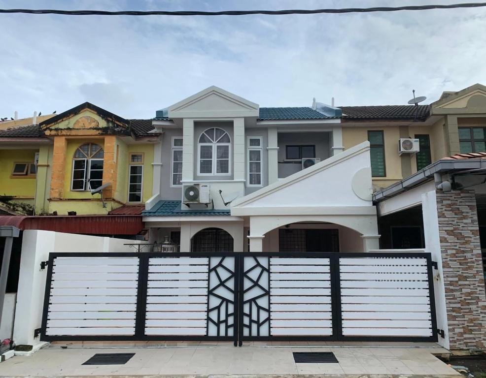 Lepak-Lepak Homestay @ Indera Mahkota