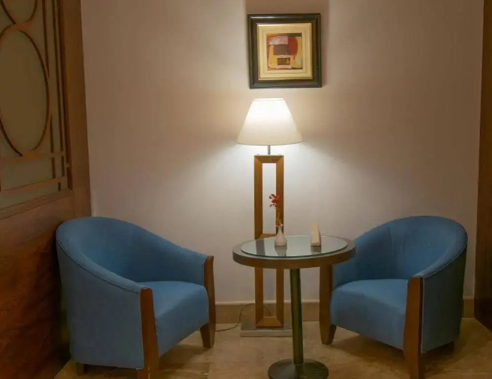Lobby & Reception