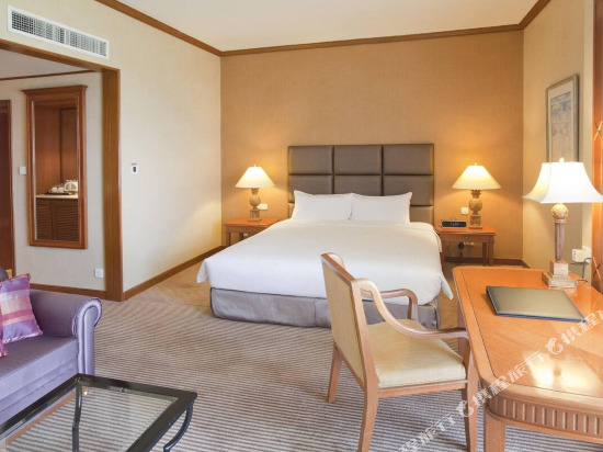 Dorsett Grand Labuan