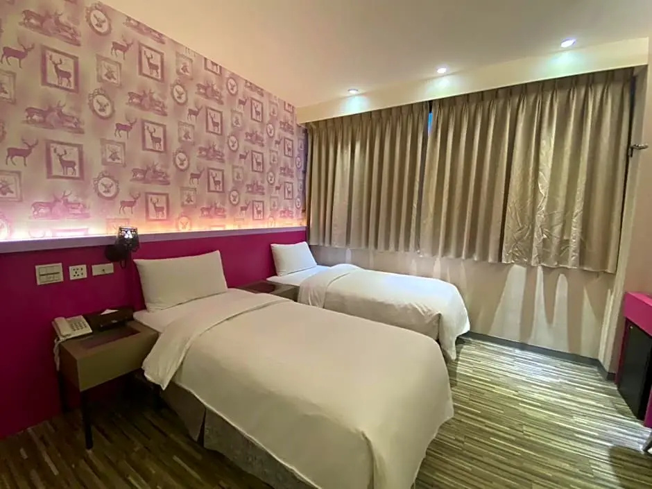 Deluxe Double room (twin beds)