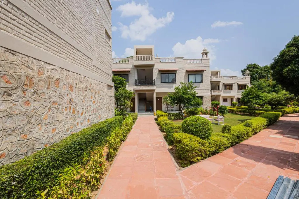 Bamboo Saa Sunrrise Wedding & Wellness Resort, Jaipur