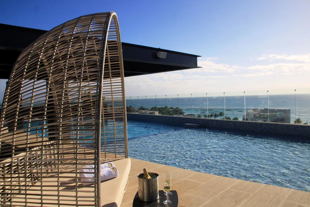Beach & Waterfront