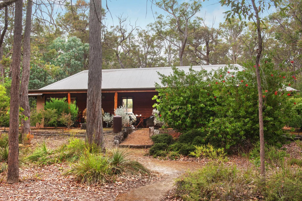 2 Bedrooms Chalet with view twin beds