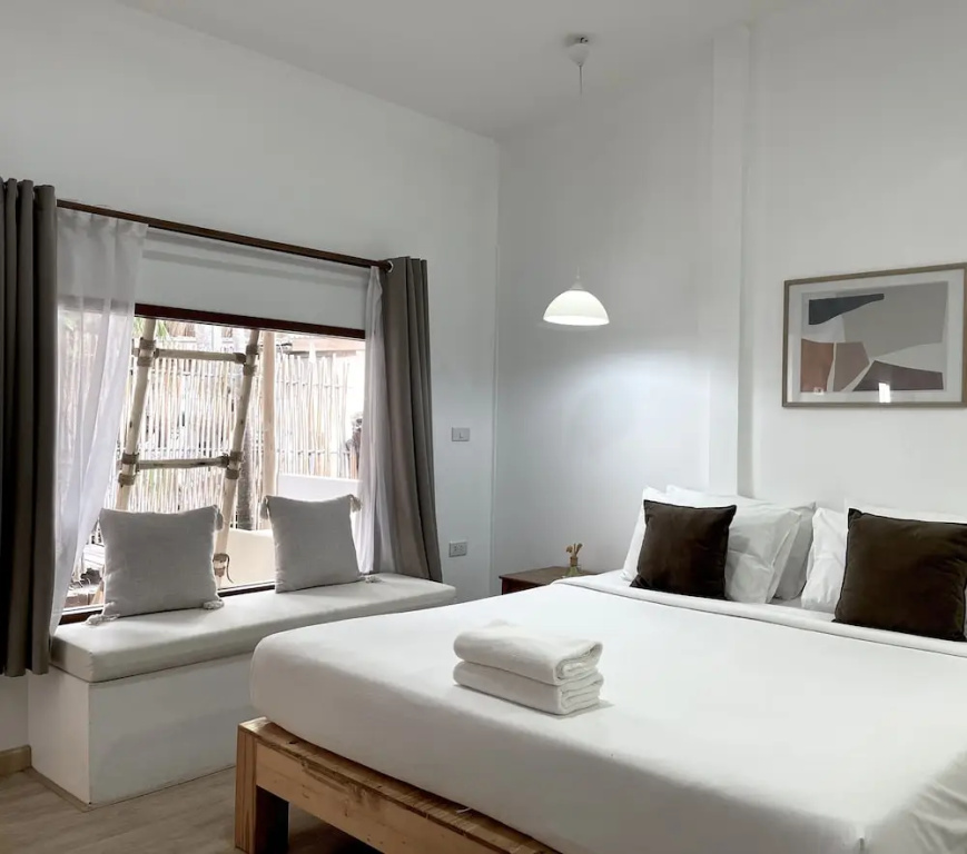 Standard Double room (full double bed)