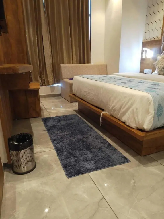 Hotel Lotus Villa