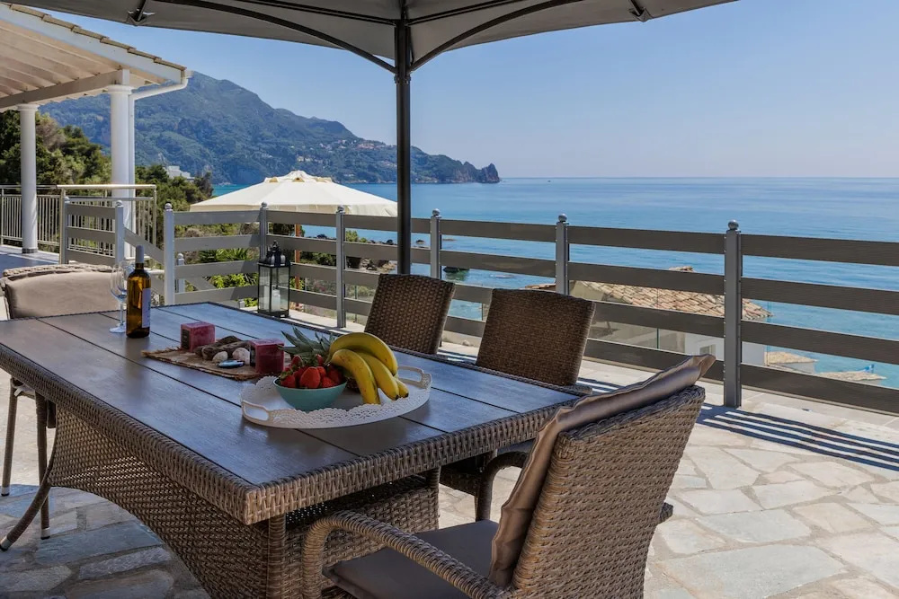 Villa Renata & Villa Filippos with private Plunge Pool by Konnect