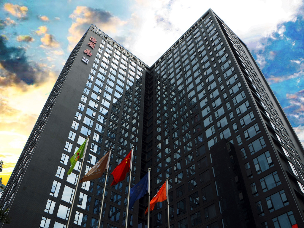 La Perle International Hotel — 5